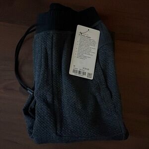 At Ease Jogger heather grey and black